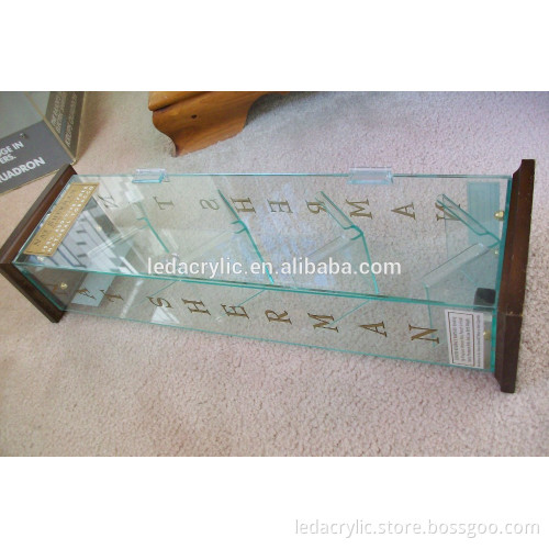 WOOD AND ACRYLIC TOBACCO DISPLAY